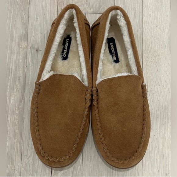 Lands' End Men's Fuzzy Lined Suede
Moccasin Slippers English Tan Swede 9 - Picture 4 of 9